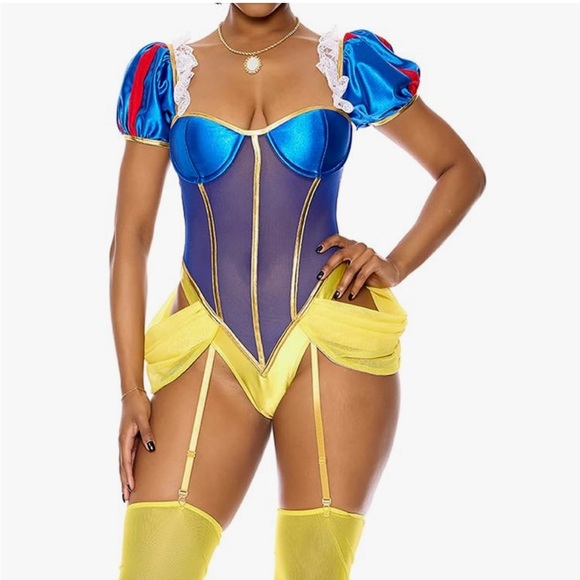 Snow White 🍎 costume cosplay Fashion Nova Forplay Princess Halloween sexy - Picture 4 of 9